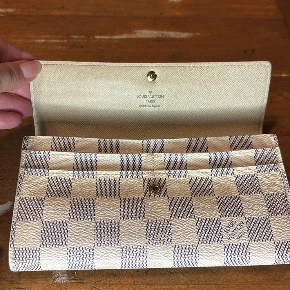 Louis Vuitton Damier Azure Sarah Wallet